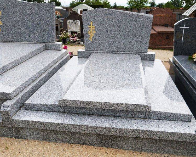 Caveau en granit gris